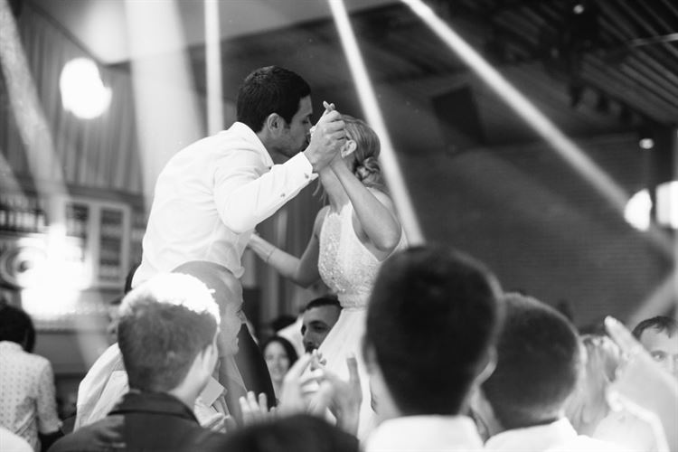 מרימים להם, נו איך אפשר שלא (צילום: תומר מונטיליה)