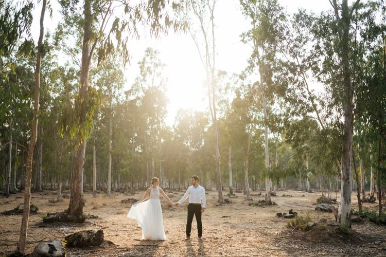 טבעי וקסום, צילומי טרום חתונה של סיון ביטרמן ושי פישר (צילום: תומר מונטיליה)