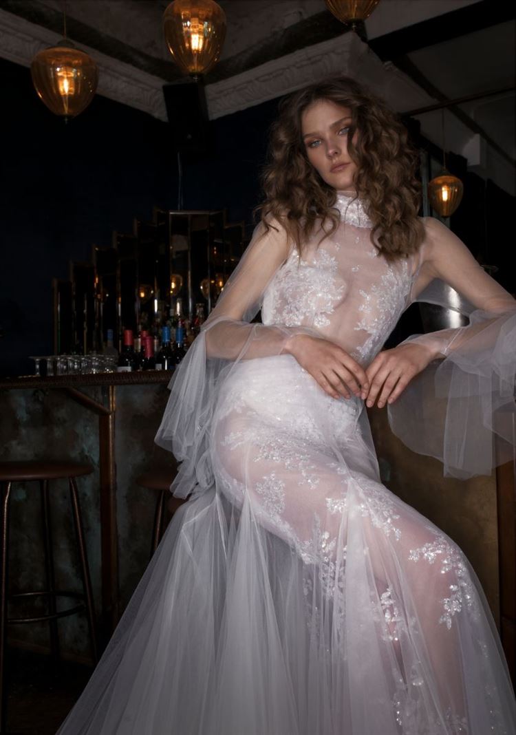 שמלות עם אפקטים מנצנצים שנותנים את הטון (צילום: אלכס ליפקין)