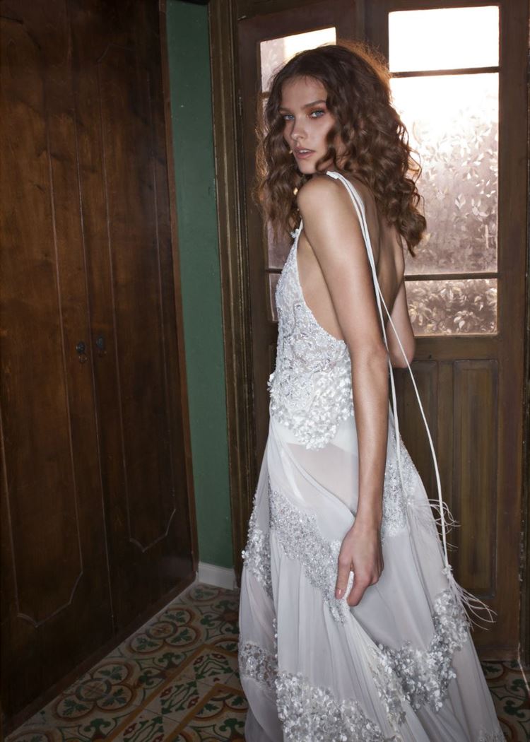 סימיז'אן בוזגלו בקולקציה מטריפה שמשנה את כללי המשחק (צילום: אלכס ליפקין)