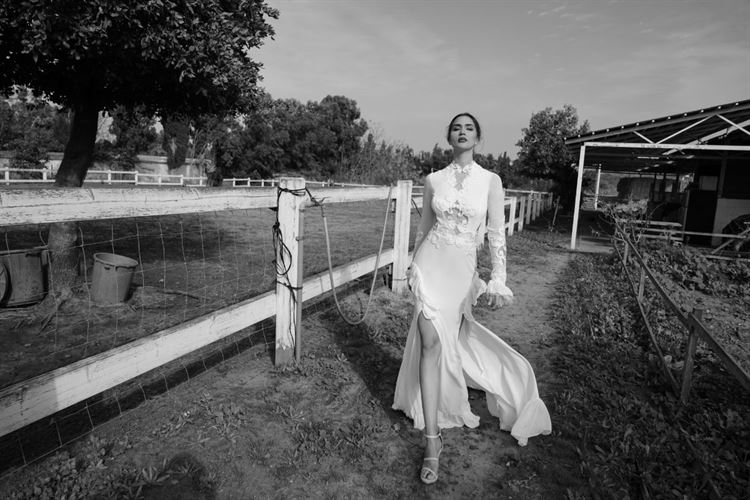 בקרוב אצלה? שיר אלמליח עולה על לבן 11