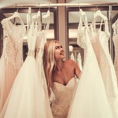 מתי כדאי להתחיל לחפש שמלת כלה?