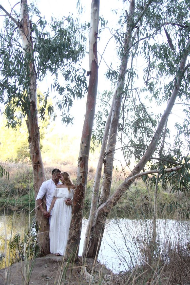 תמונות טרום חתונה באווירה טבעית, החתונה של דורית דויטש ויגאל קרזנר (צילום: יוסי עוז)