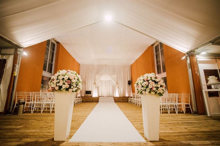 חתונה אקספרס: התארסו אחרי היכרות של חודשיים 14