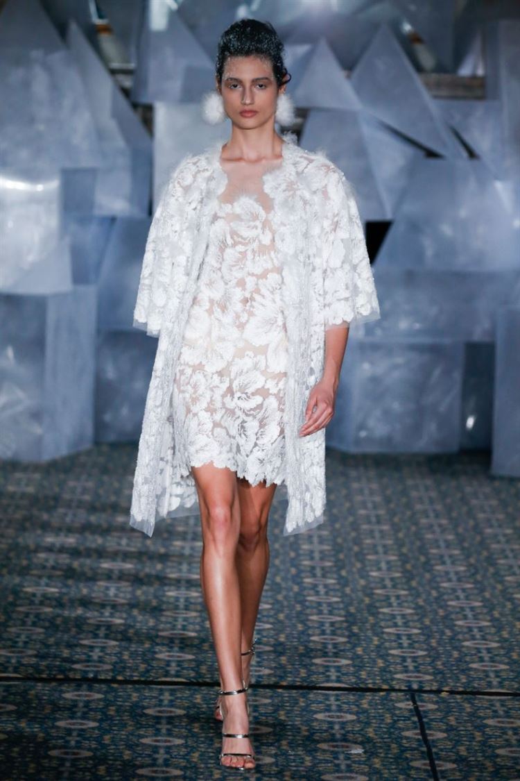 קבלו אותה: מירה צבילינגר שוברת את הקרח 8