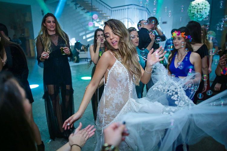 סטה מהתסריט: איך ריי דונובן הגיע לפריים הזה? 25