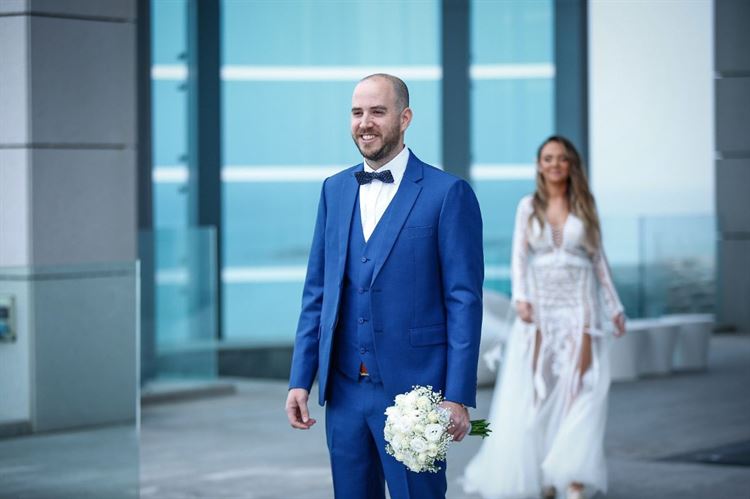 סטה מהתסריט: איך ריי דונובן הגיע לפריים הזה? 7