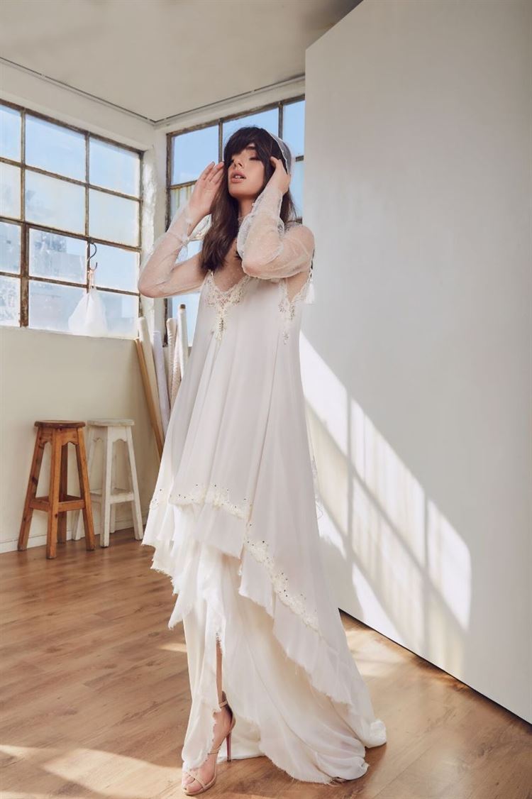 לוליטה את ילדה יפה: הדוגמנית הדתייה וקטלוג שמלות הכלה 8