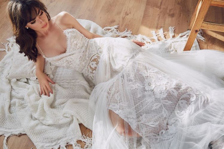 לוליטה את ילדה יפה: הדוגמנית הדתייה וקטלוג שמלות הכלה 14