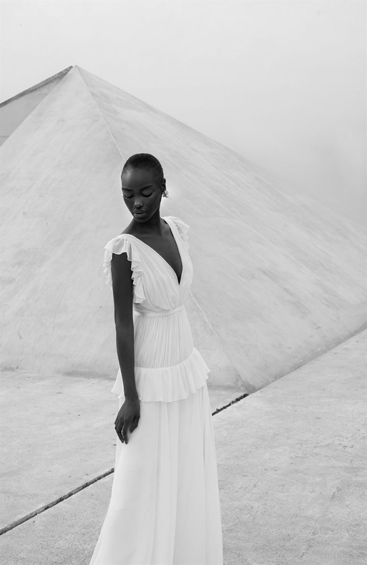 המעצב שצובע את ניו יורק בלבן 12