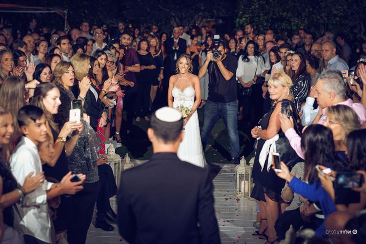 רצו לעשות את זה אחרת, החופה של ארגון 'הווייה' (צילום: אלדד צלמים)