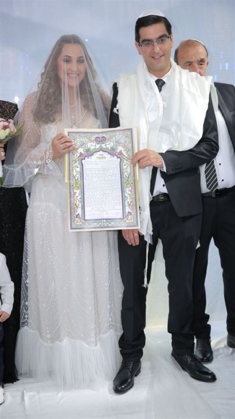 סיפור על שידוך והודעה שכמעט התפספסה 16