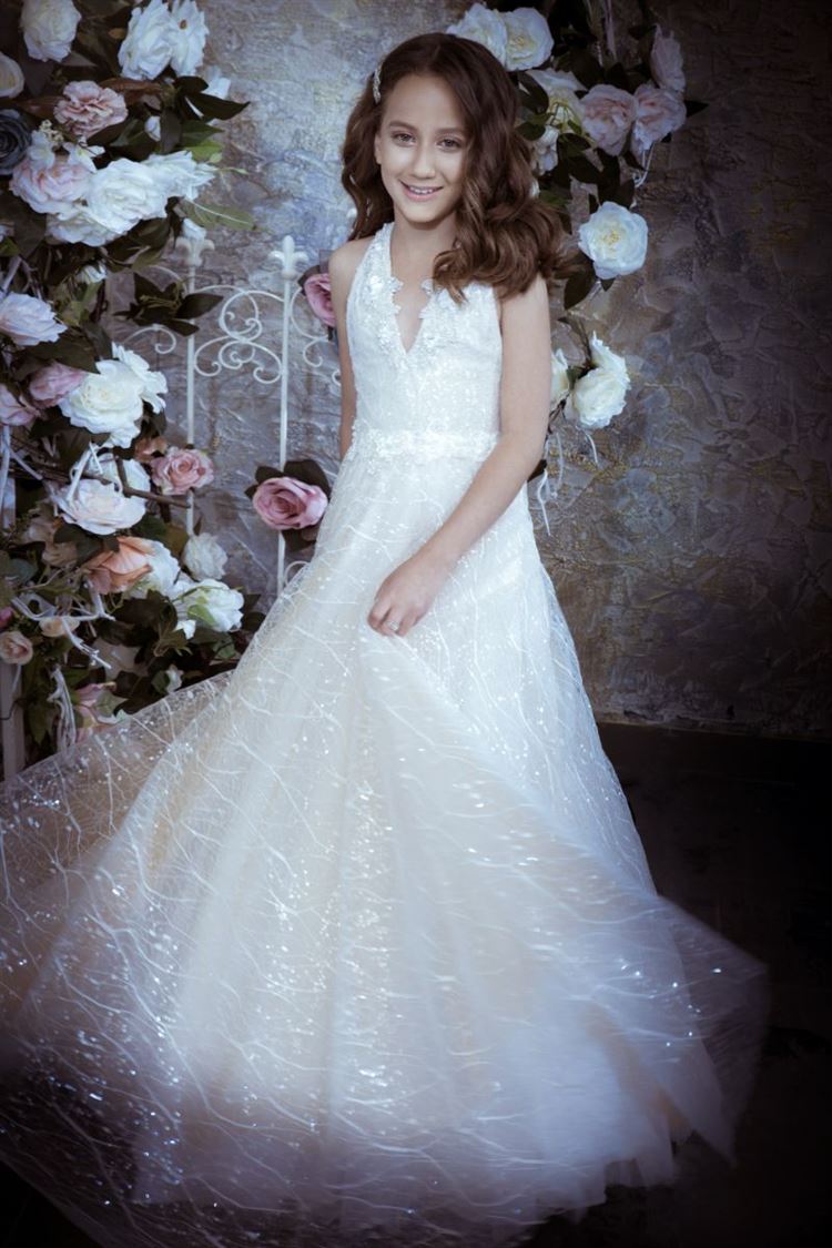 הן חיו באושר ובסטייל: שמלות כלה של נסיכות אמיתיות 17