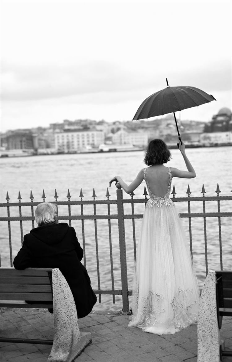 מסביב לעולם: הקולקציה החדשה של ליז מרטינז 24