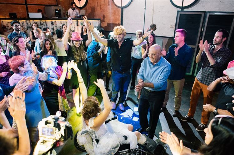 כלה על גלגלים: כשהסיוט הופך לחתונה הכי שמחה שתראו 19