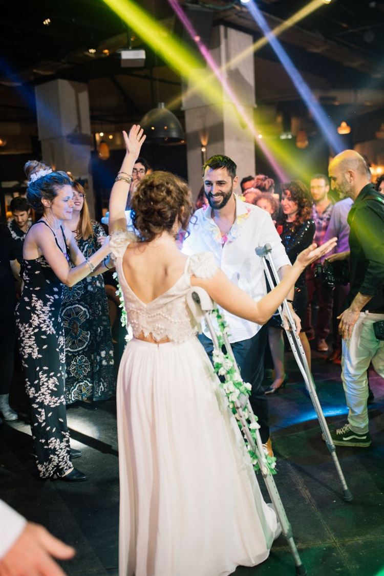 כלה על גלגלים: כשהסיוט הופך לחתונה הכי שמחה שתראו 26