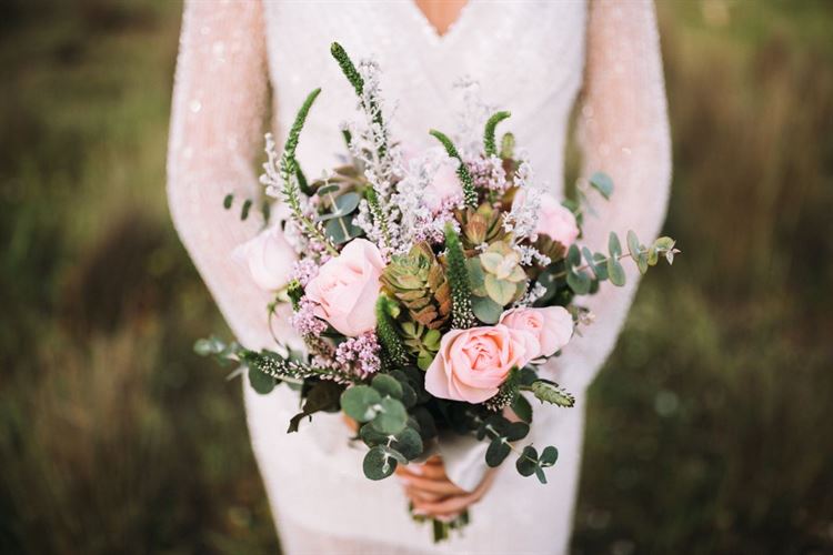 התחילה את היום כמלווה וסיימה אותו כמאורסת 16