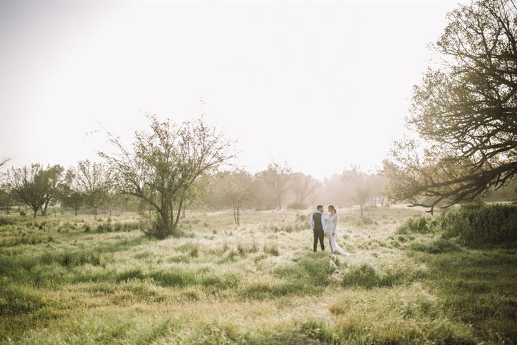התחילה את היום כמלווה וסיימה אותו כמאורסת 18