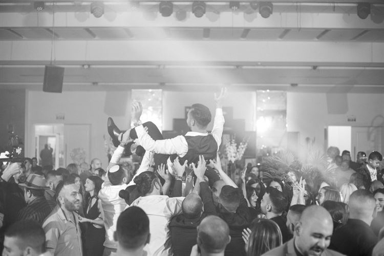 התחילה את היום כמלווה וסיימה אותו כמאורסת 24