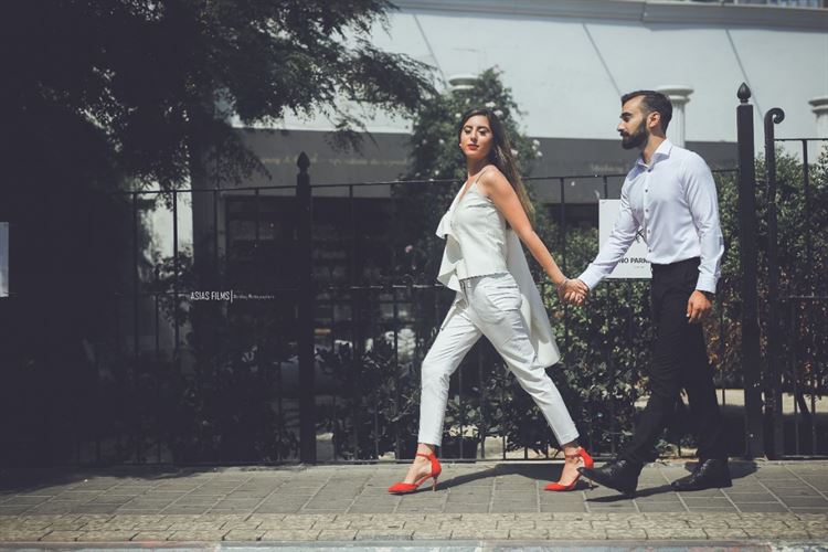 התחילה את היום כמלווה וסיימה אותו כמאורסת 3