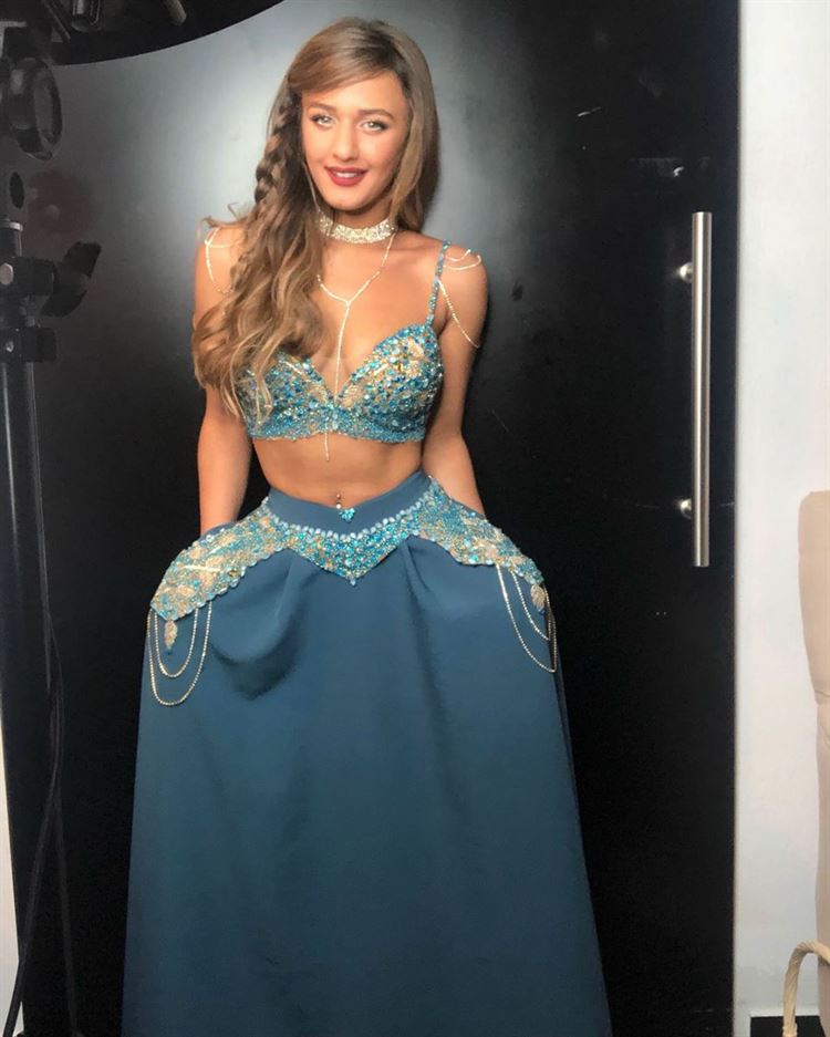 רגע לפני החתונה: עדן בן זקן חוגגת במסיבת חינה 4