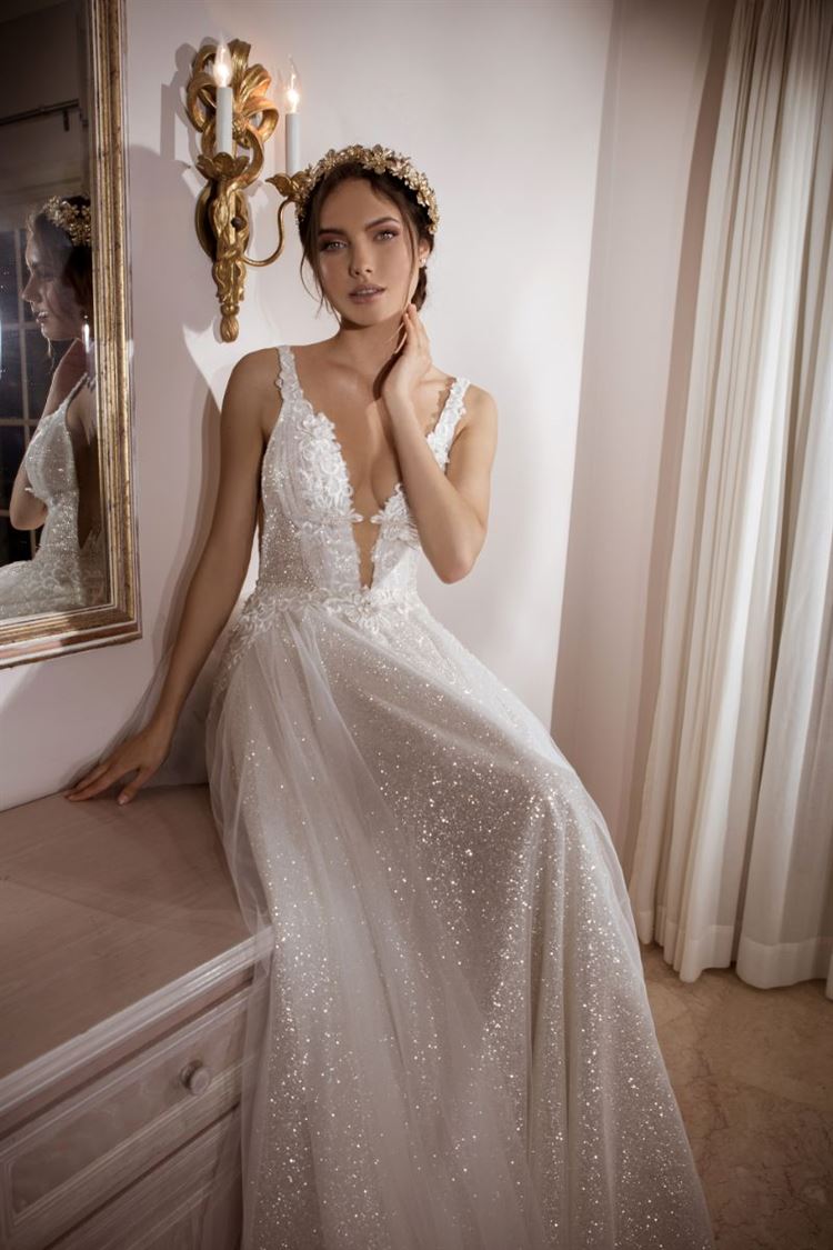 לכלות שמחפשות סטייל: חמשת השמלות הכי לוהטות העונה 4