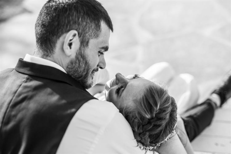 האולם נסגר אבל החתונה חייבת להימשך 5