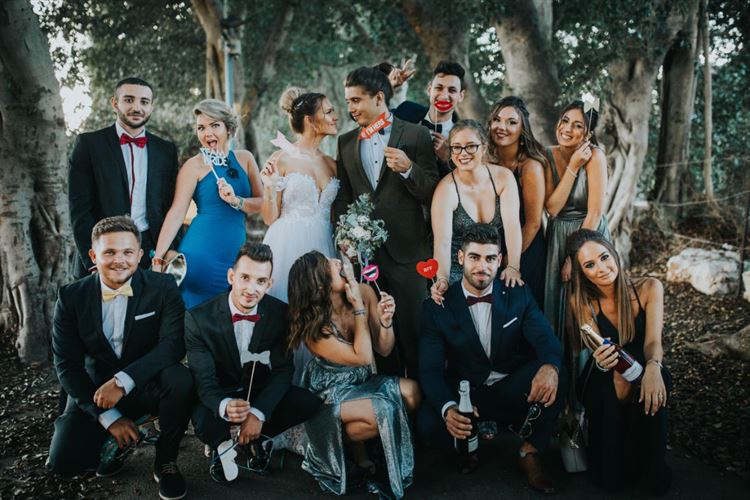 הדמעות אזלו: הסב שהגשים חלום לנכדו בפעם האחרונה 13