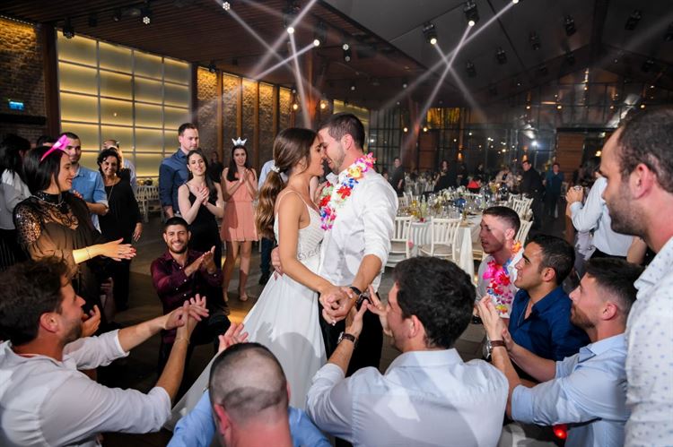 עוברים ללוק שני, החתונה של אופיר חדור ויניב וילדר (צילום: דינמיקה סטודיו)