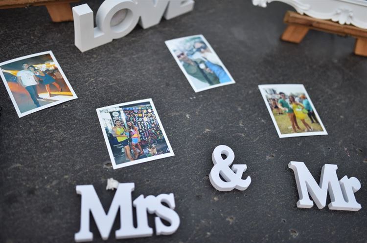 התמונות מהרגעים שלפני, החתונה של אופיר חדור ויניב וילדר (צילום: דינמיקה סטודיו)