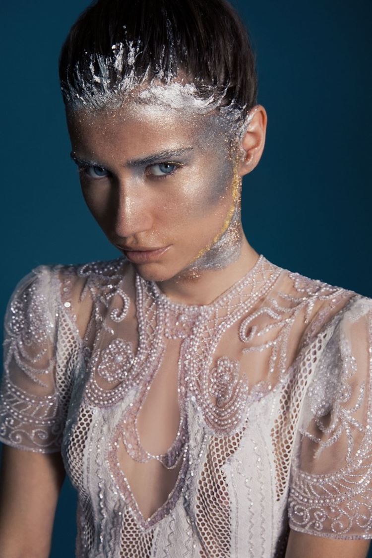 האומנות הנועזת של המעצב הישראלי 24