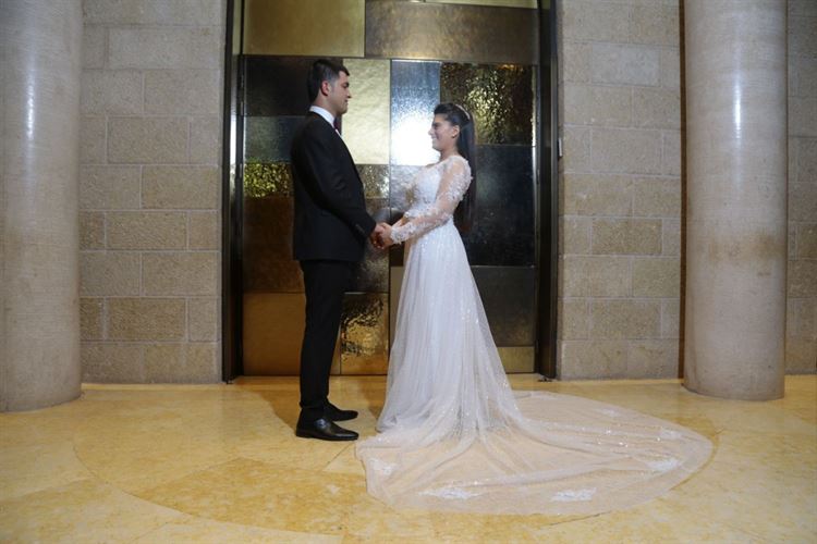 החתונה שגרמה לממשלה להתאחד 14