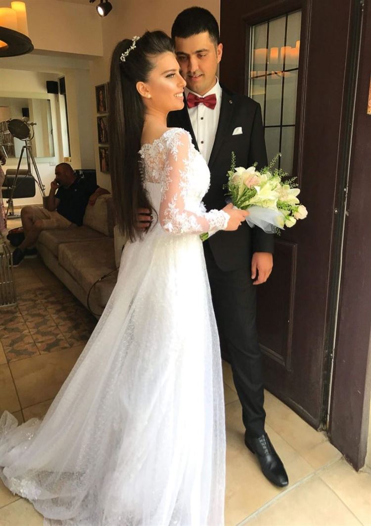 החתונה שגרמה לממשלה להתאחד 17