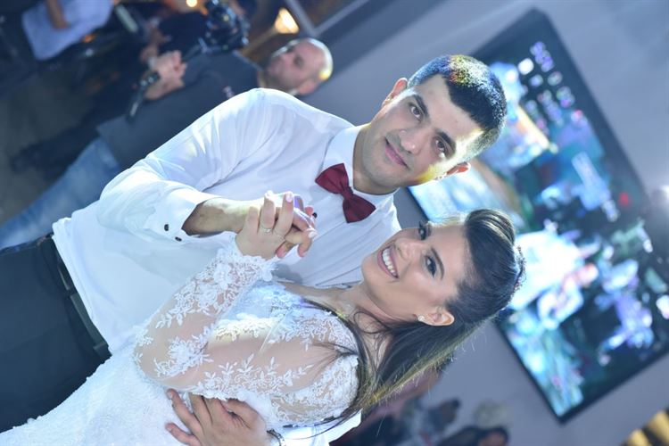 החתונה שגרמה לממשלה להתאחד 21