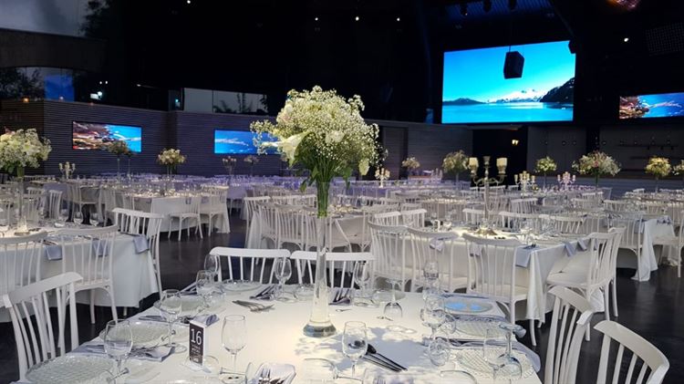 הכירו את אולם האירועים שלא מפסיק להתחדש 13