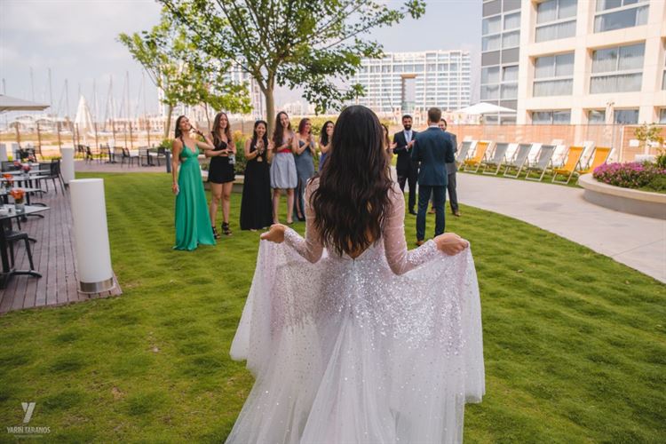 דמעות השמחה יגיעו בעוד שלוש, שתיים, אחת , החתונה של הדס ולירון  (צילום: ירין טרנוס)