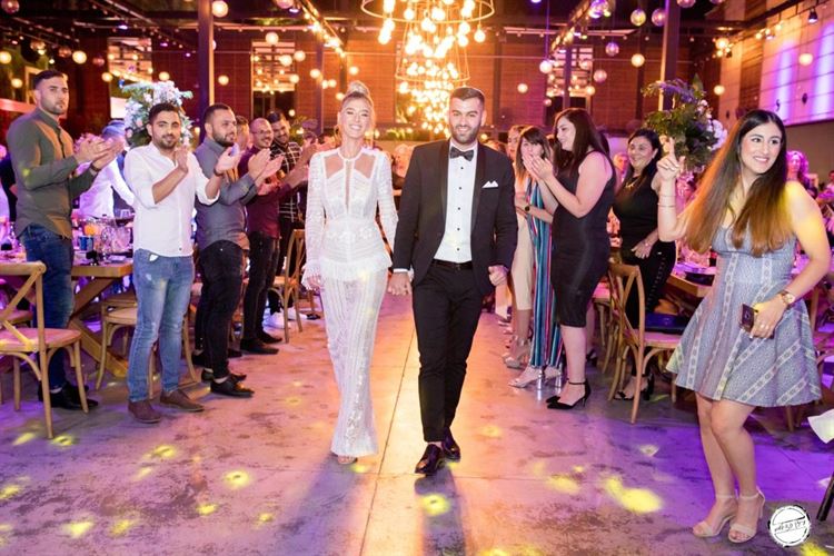 לא בכל יום תכירו כלה עם שיק כזה 18