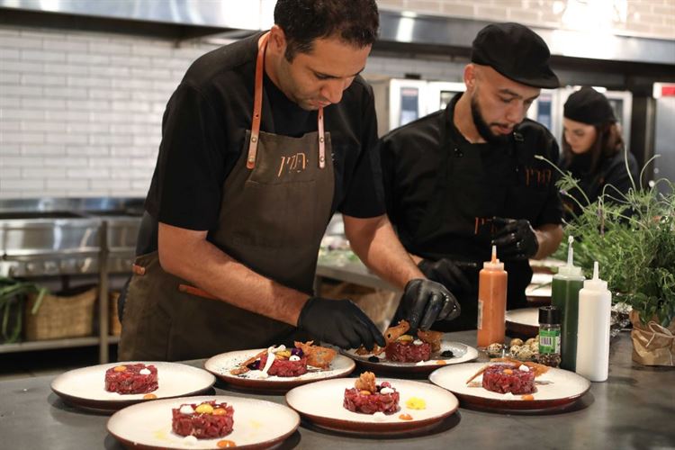 צפו: חוויה קולינרית מרעננת בעולם החתונות 13