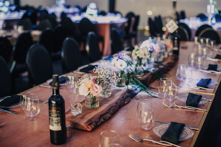 מדהימה: החתונה של המעצבת שיר גינדי 28