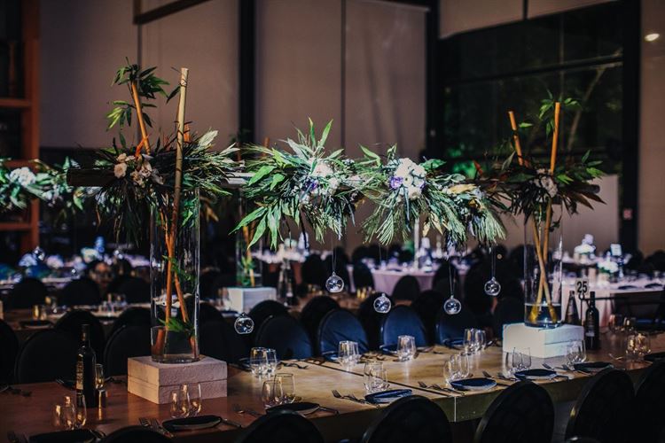 מדהימה: החתונה של המעצבת שיר גינדי 29