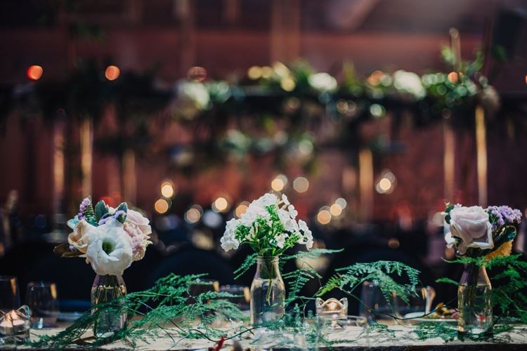 מדהימה: החתונה של המעצבת שיר גינדי 31