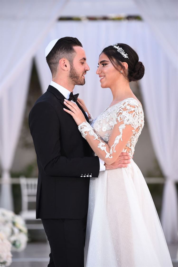 קשה להשגה: הכלה שכמעט פספסה את אהבת חייה 10