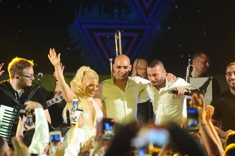 כך נראית חתונה מלכותית בישראל 16