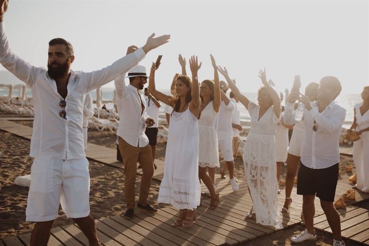 בלאגן ברודוס: חתונה לוהטת במיוחד ביוון 19