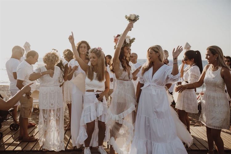 בלאגן ברודוס: חתונה לוהטת במיוחד ביוון 21