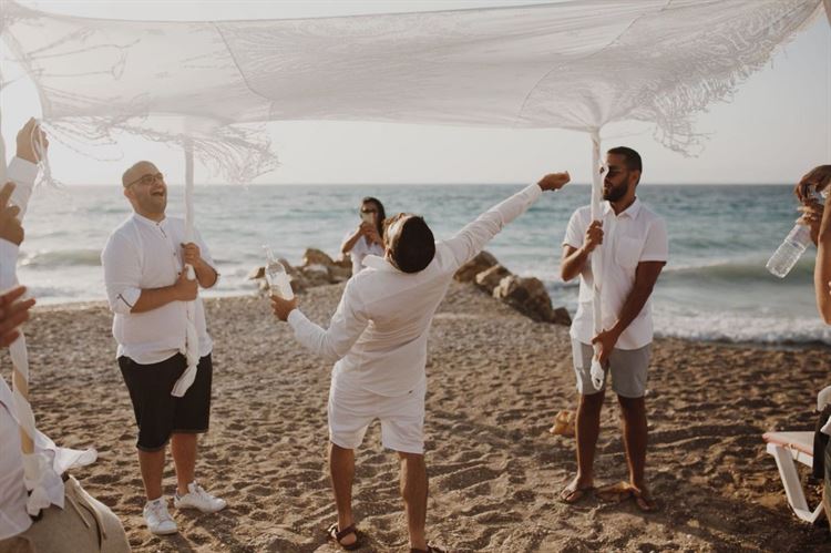 בלאגן ברודוס: חתונה לוהטת במיוחד ביוון 23