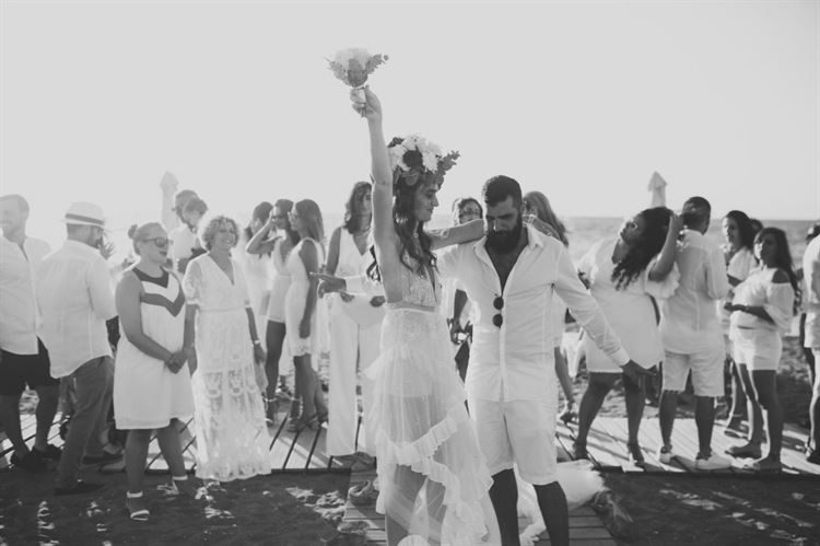 בלאגן ברודוס: חתונה לוהטת במיוחד ביוון 25