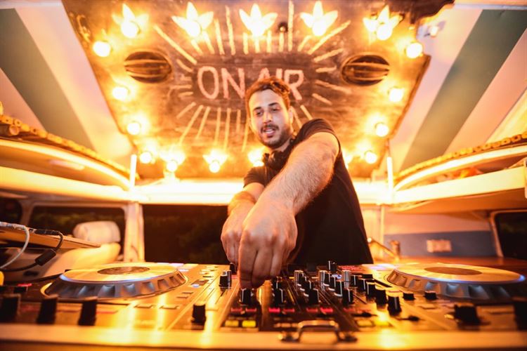 היי מיסטר די.ג'יי, החתונה של ירדן אהרוני וחגי טבת (צילום: עידן כנפי) 