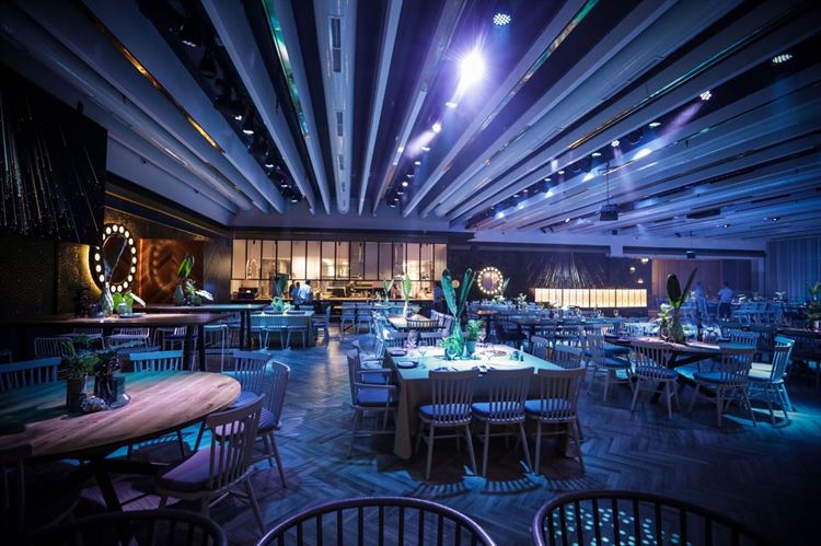 מתחם האירועים 5.91: מטבח פתוח, מנות שף וחופה על הים 11