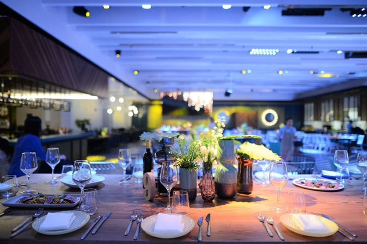 מתחם האירועים 5.91: מטבח פתוח, מנות שף וחופה על הים 12